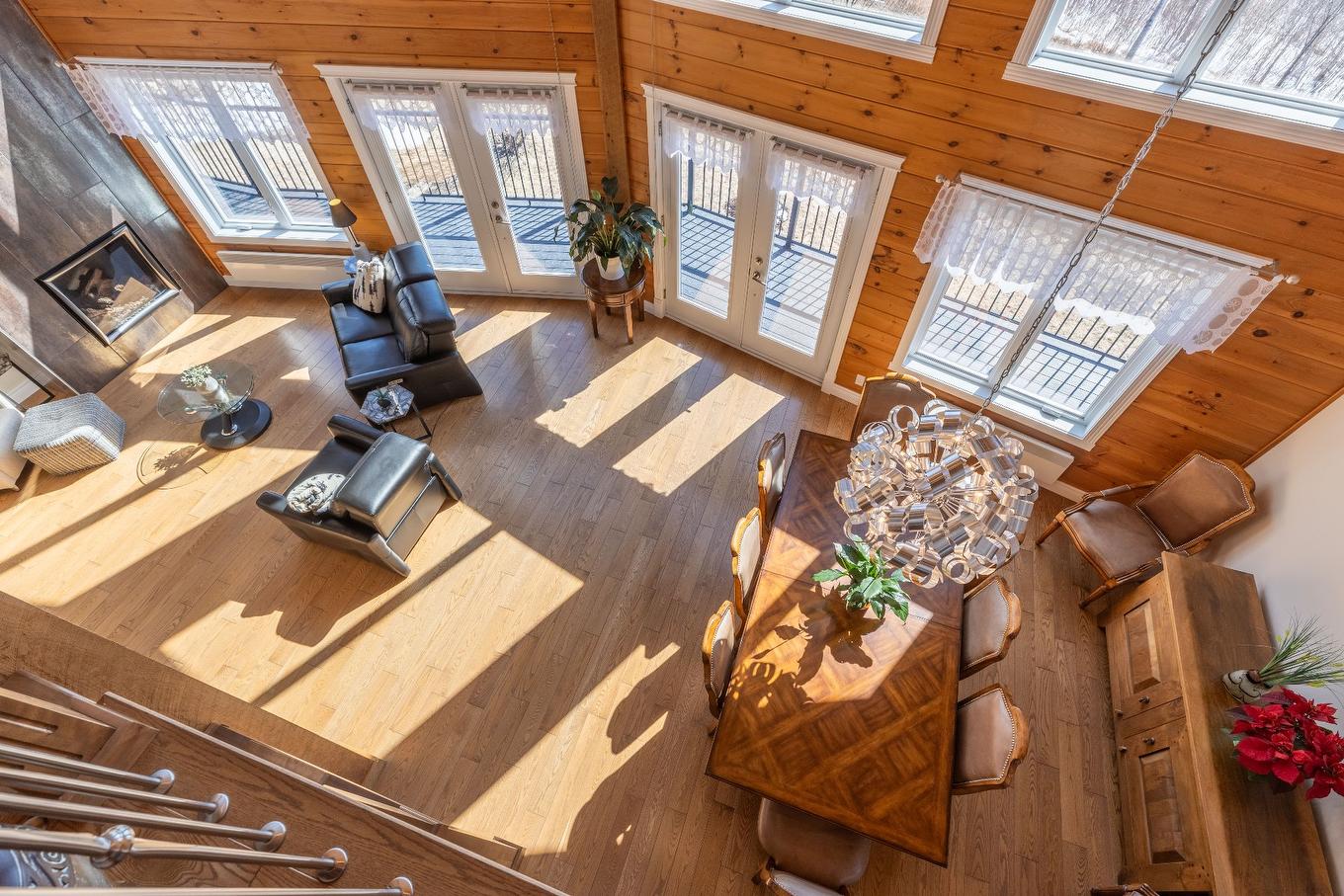 Vue d'ensemble - 521 Rue Vic, Saint-Michel-Des-Saints, QC - Indoor Photo Showing Other Room