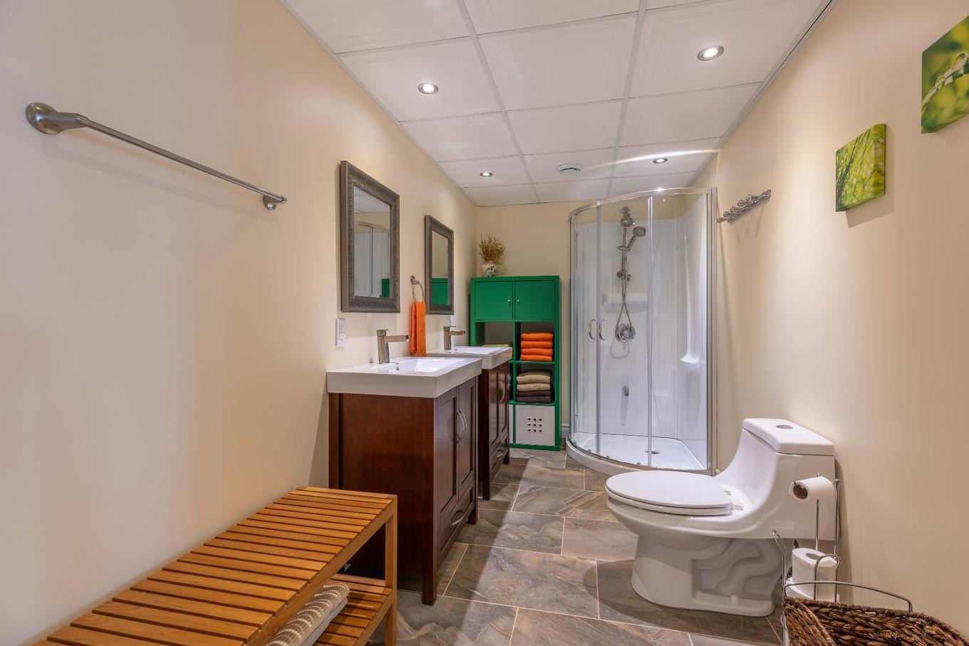 Salle de bains - 521 Rue Vic, Saint-Michel-Des-Saints, QC - Indoor Photo Showing Bathroom