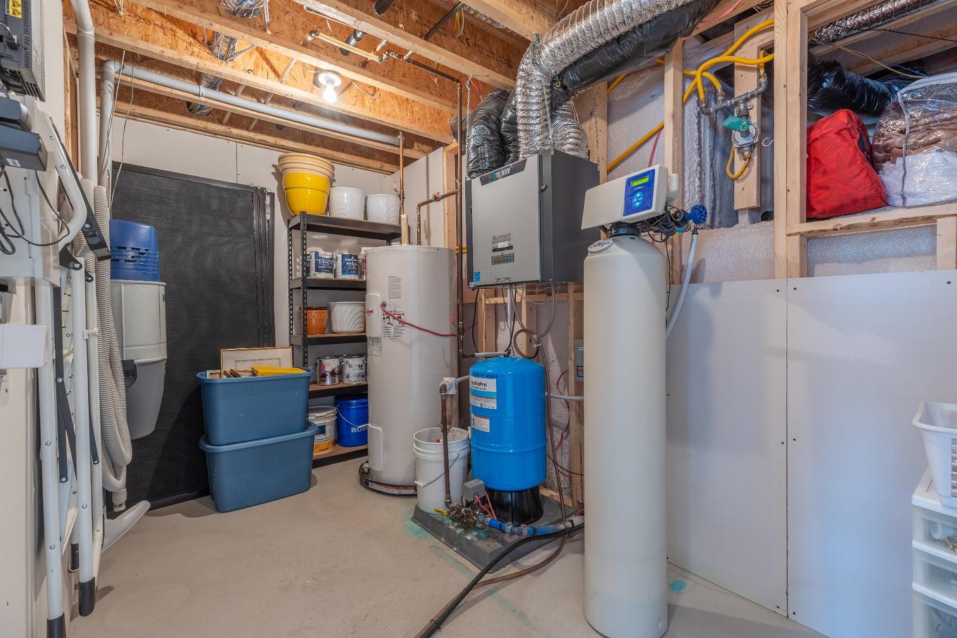 Autre - 521 Rue Vic, Saint-Michel-Des-Saints, QC - Indoor Photo Showing Basement