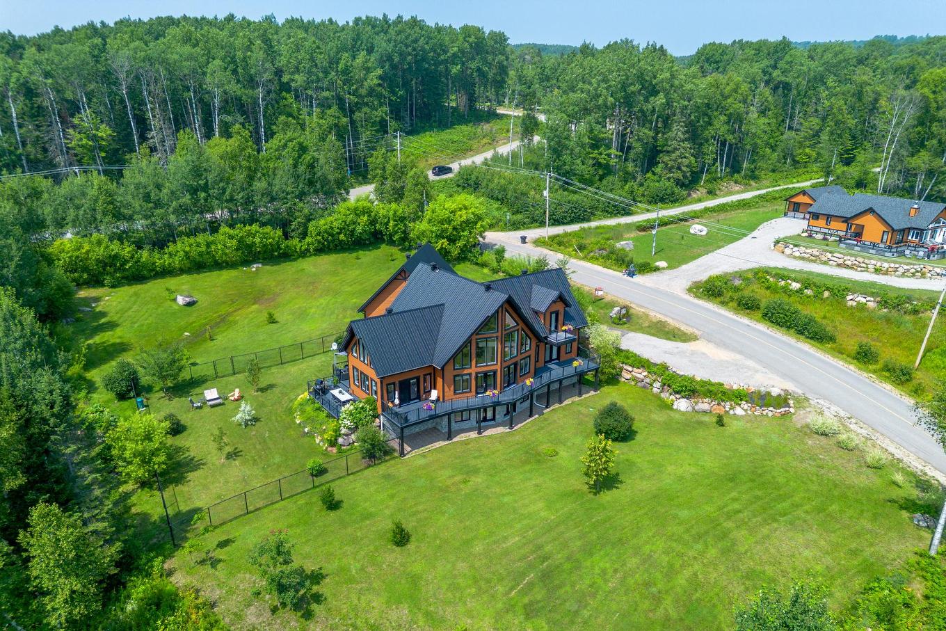 Photo aérienne - 521 Rue Vic, Saint-Michel-Des-Saints, QC - Outdoor With View