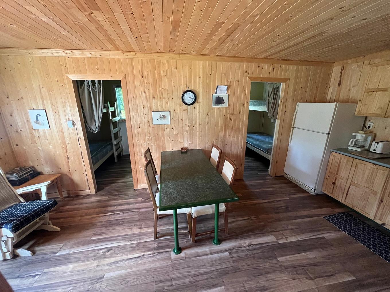 Salle à manger - 2 Riv. Némio, La Tuque, QC - Indoor