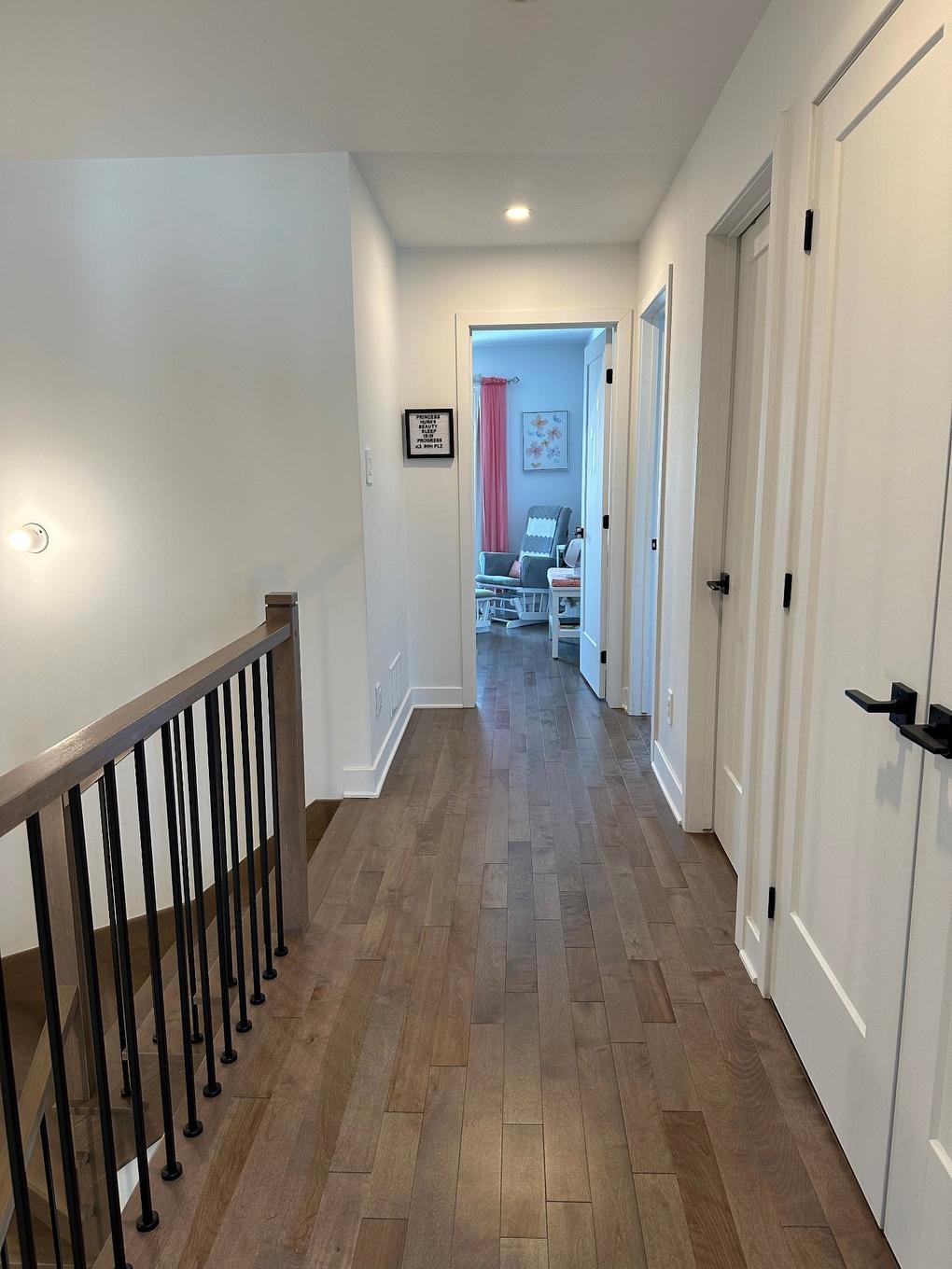 Hall d'entrée - 13371 Boul. Gouin O., Montréal (Pierrefonds-Roxboro), QC - Indoor Photo Showing Other Room