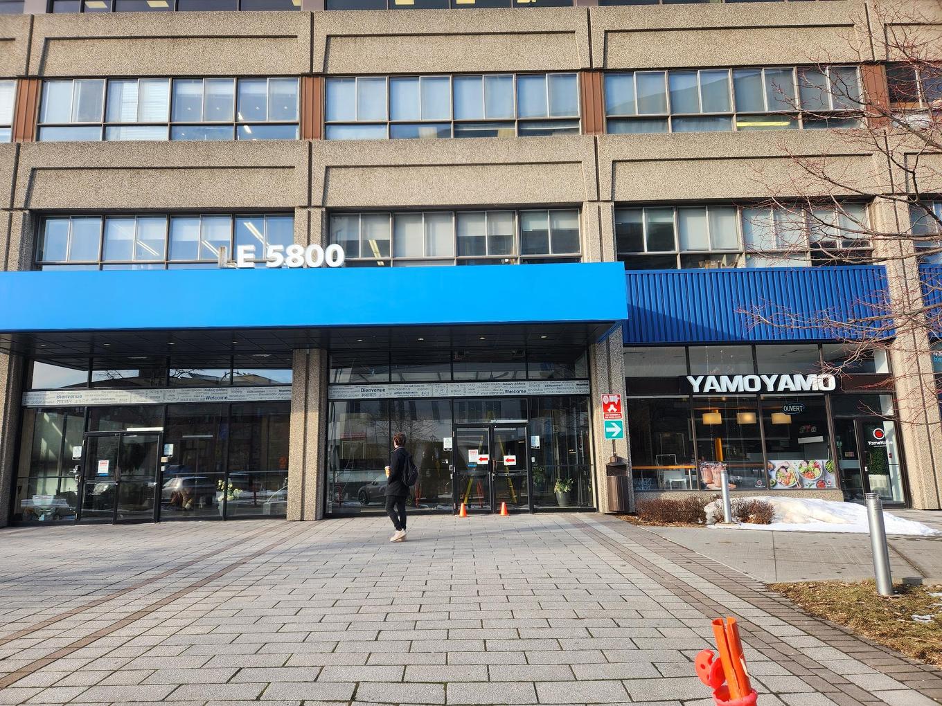 Commerce - #3-5800 Rue St-Denis, Montréal (Rosemont/La Petite-Patrie), QC