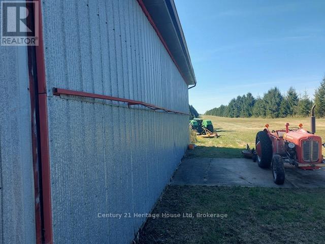 7174 Highway 6, Mapleton, ON - Outdoor