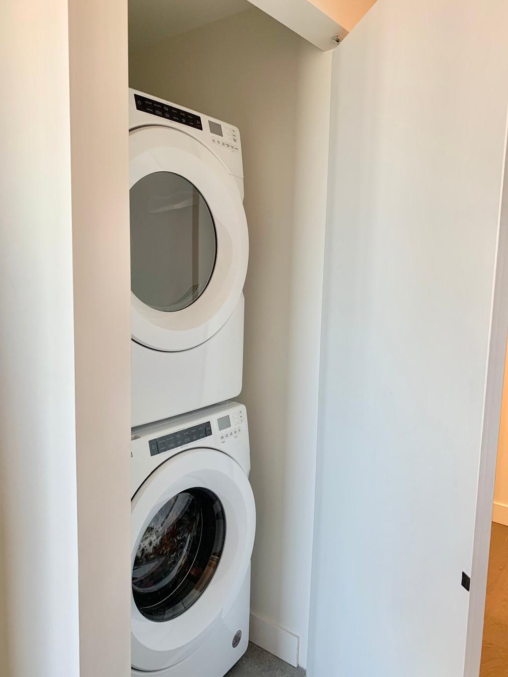 Laundry room - 612-200 Boul. Marcel-Laurin, Montréal (Saint-Laurent), QC - Indoor Photo Showing Laundry Room