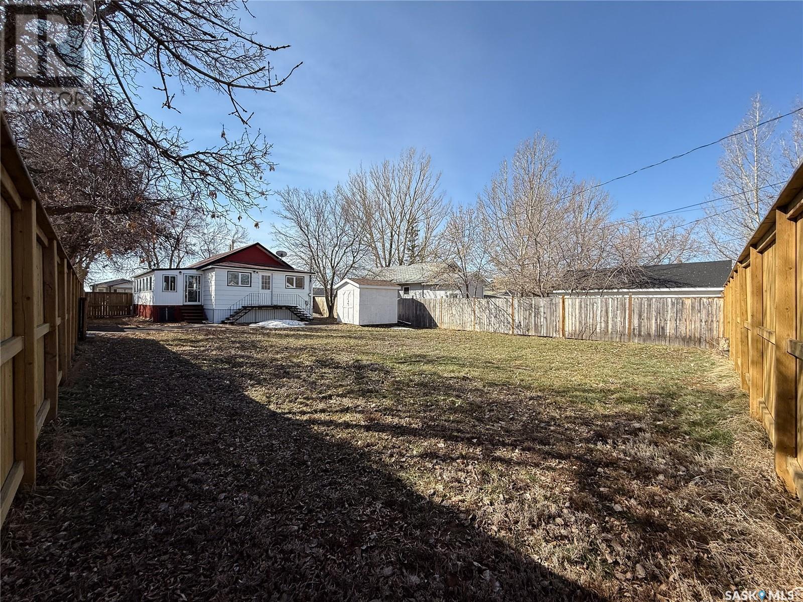 106 1St Street, Gull Lake, SK - Outdoor