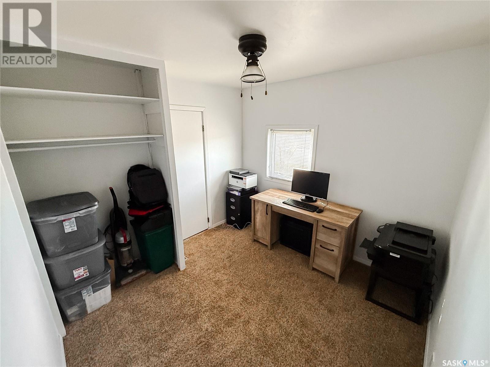 106 1St Street, Gull Lake, SK - Indoor