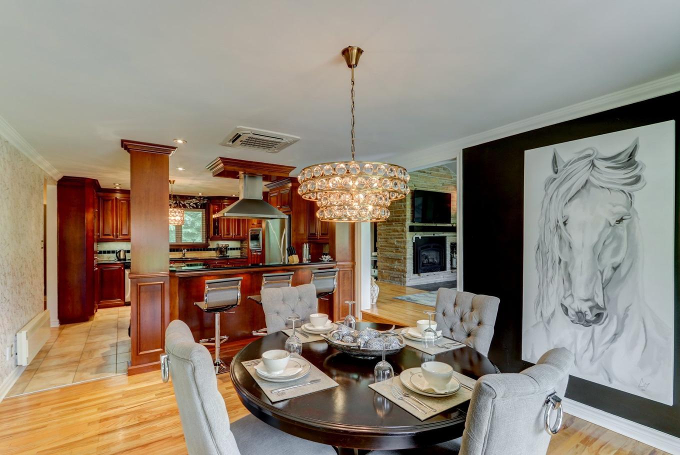 Coin-repas - 645 Rue Watson, Lachute, QC - Indoor Photo Showing Dining Room