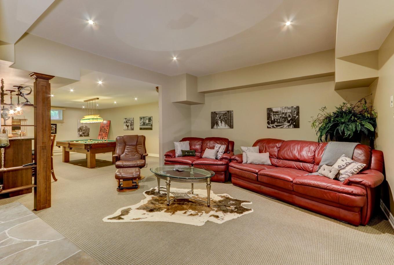 Salle familiale - 645 Rue Watson, Lachute, QC - Indoor Photo Showing Other Room