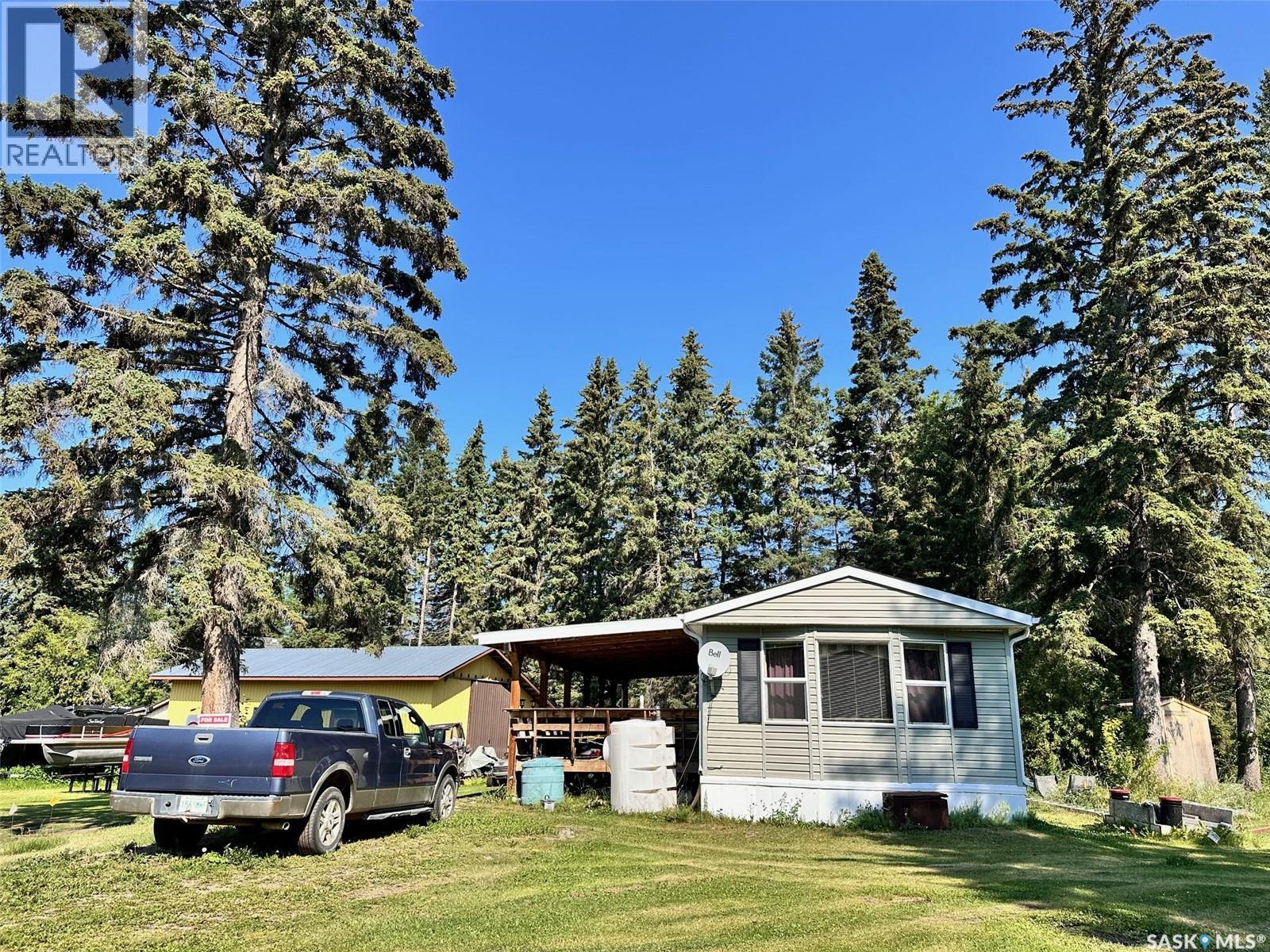 103 5Th Avenue, Chitek Lake, SK - Outdoor