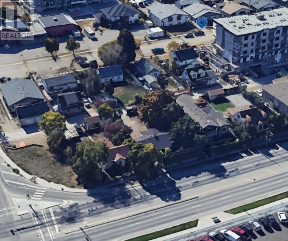 1077 Clement Avenue Unit# 1, Kelowna, BC