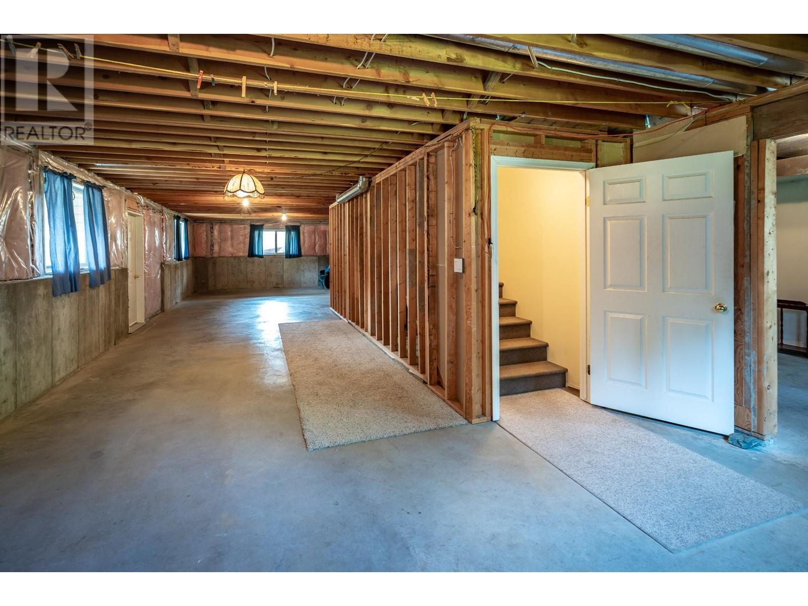 403 8Th S Street, Kaslo, BC - Indoor