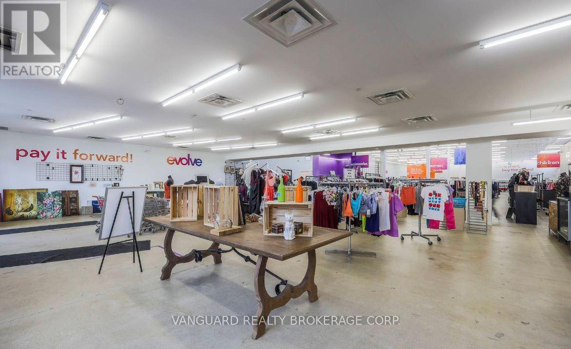 4 Industrial Road, Caledon, ON