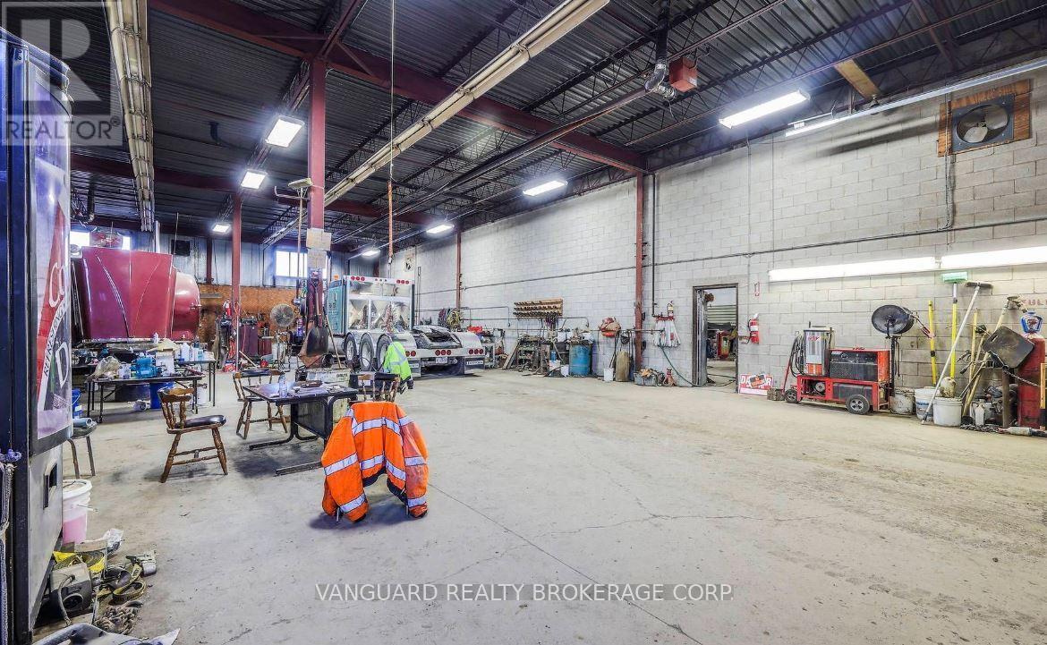 4 Industrial Road, Caledon, ON