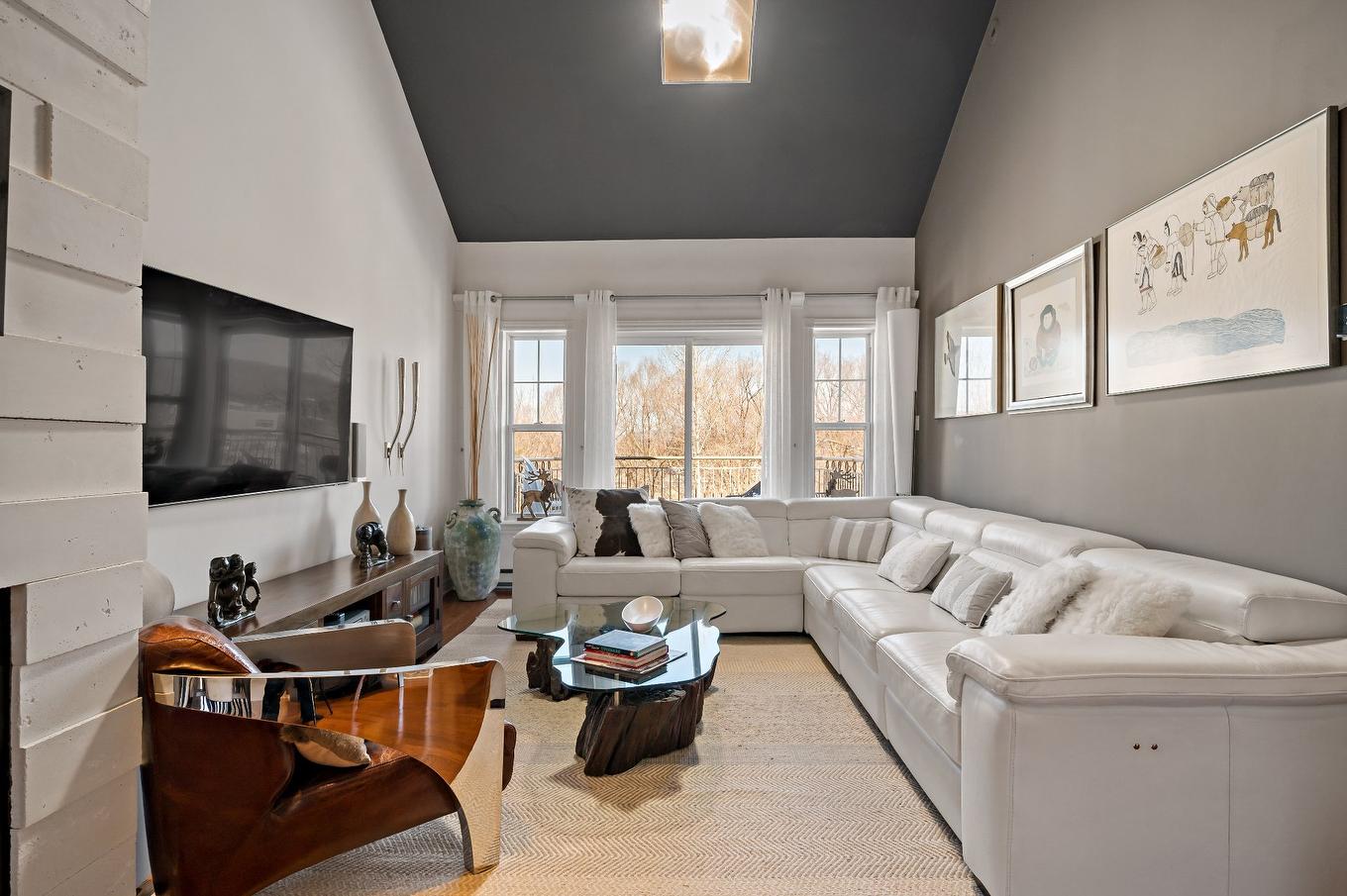 Living room - 8-410 Allée Des Cimes, Mont-Tremblant, QC - Indoor Photo Showing Living Room