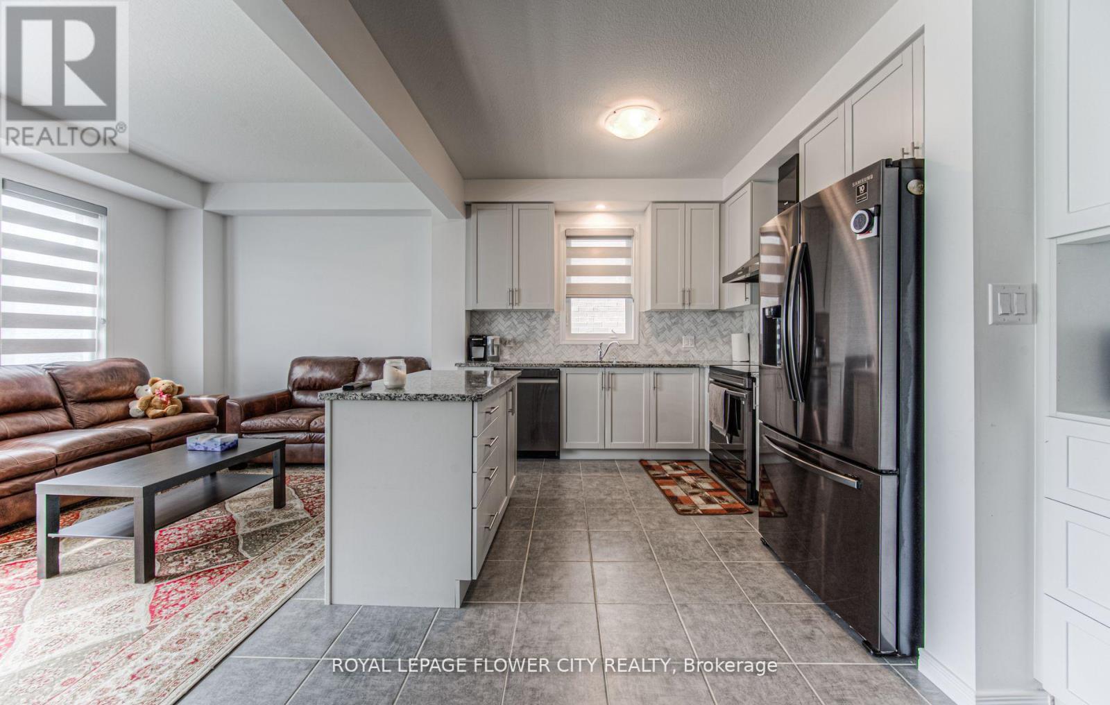 Main - 51 Beauchamp Drive, Cambridge, ON - Indoor Photo Showing Kitchen With Upgraded Kitchen