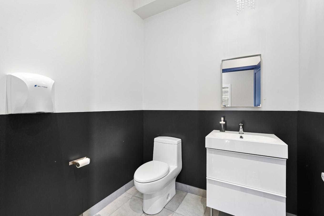 Salle de bains - 102-125 Rue Des Mimosas, Saint-Jean-Sur-Richelieu, QC - Indoor Photo Showing Bathroom