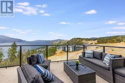 3220 Hilltown Drive Unit# 20 Kelowna, BC V1V 0C6