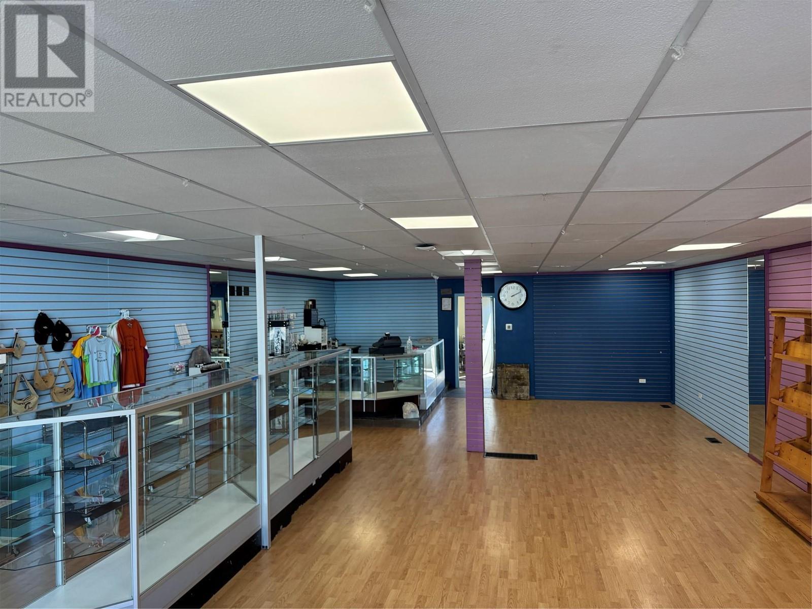 1221 Canyon Street, Creston, BC