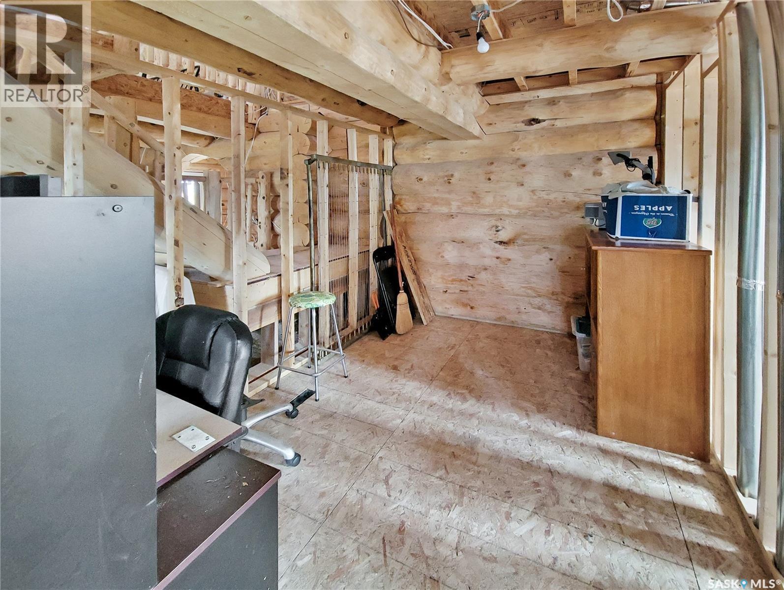 Martin'S Lake Scenic Waterfront Log Home, Leask Rm No. 464, SK - Indoor Photo Showing Basement