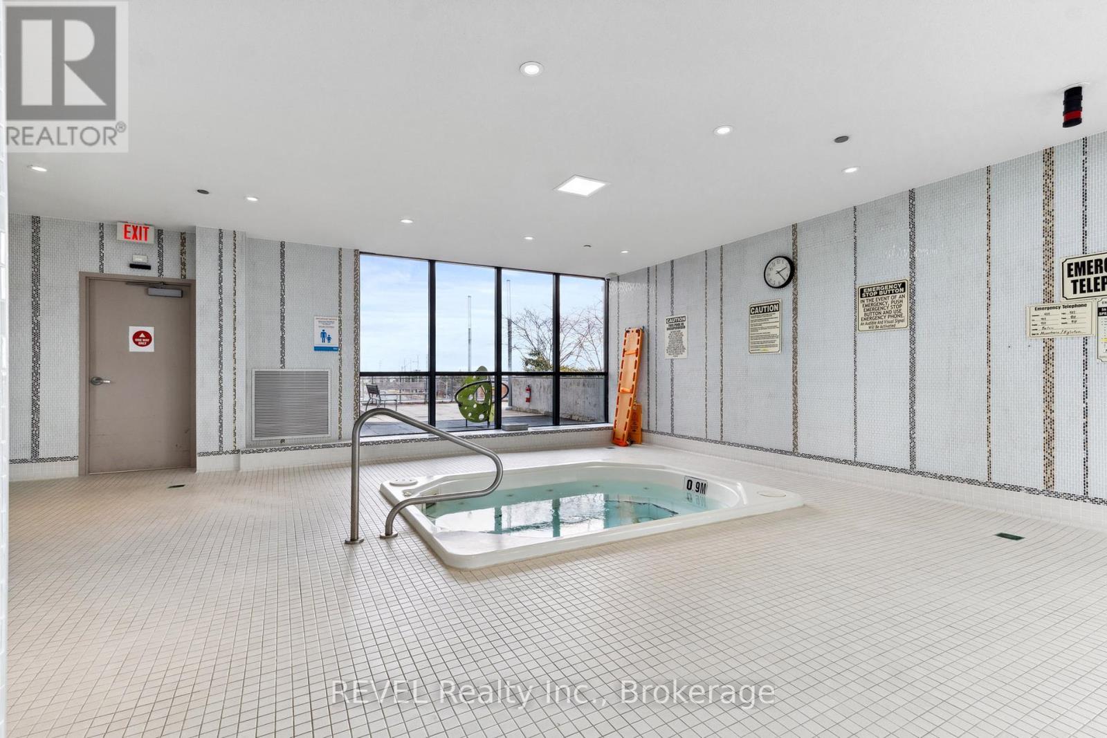 310 - 75 Eglinton Avenue W, Mississauga (Hurontario), ON - Indoor Photo Showing Other Room