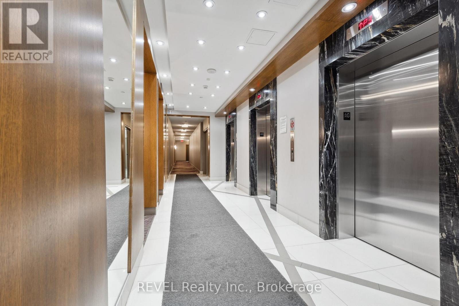 310 - 75 Eglinton Avenue W, Mississauga (Hurontario), ON - Indoor Photo Showing Other Room