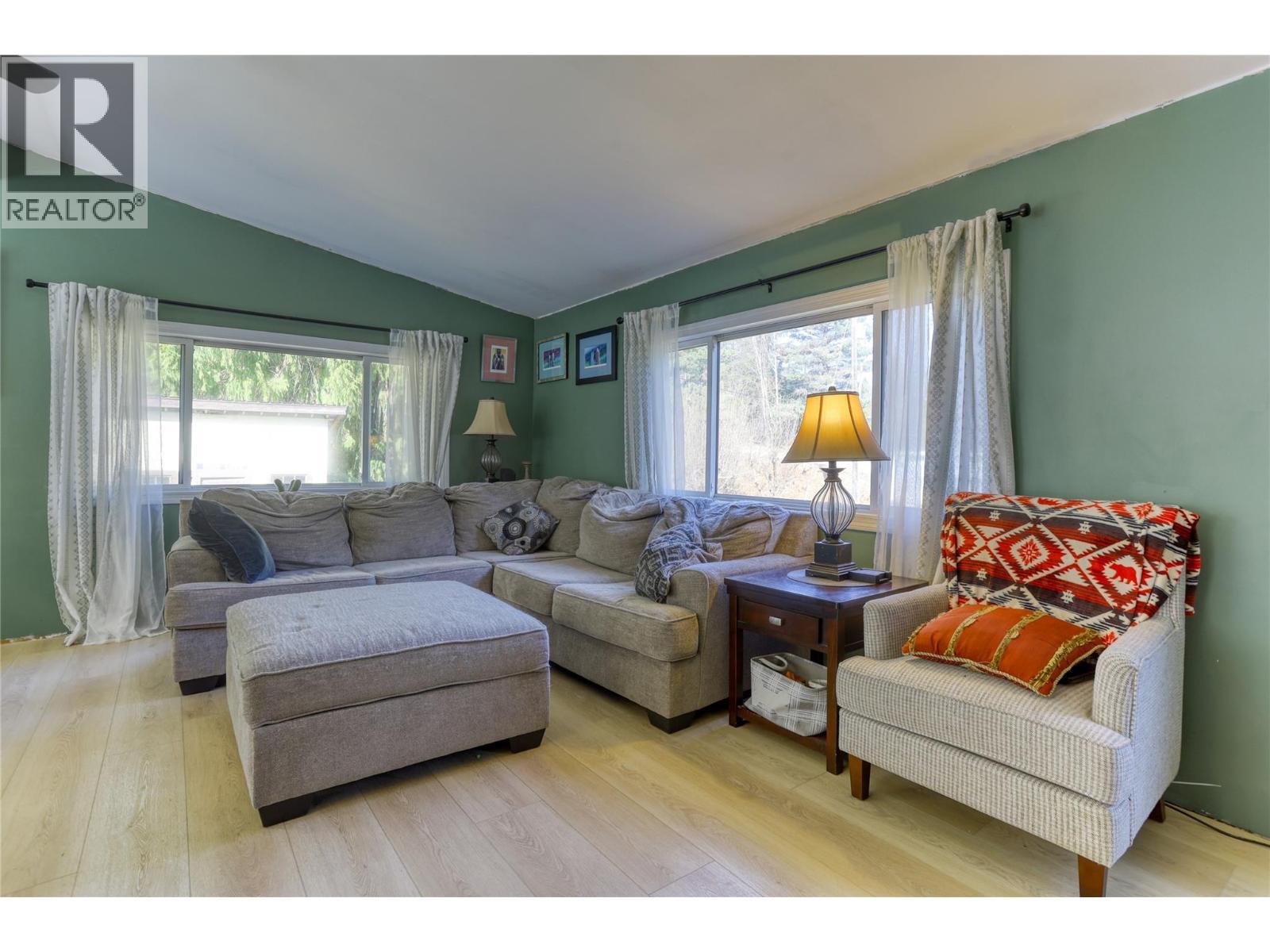 4366 Poplar Ridge Crescent, Crescent Valley, BC