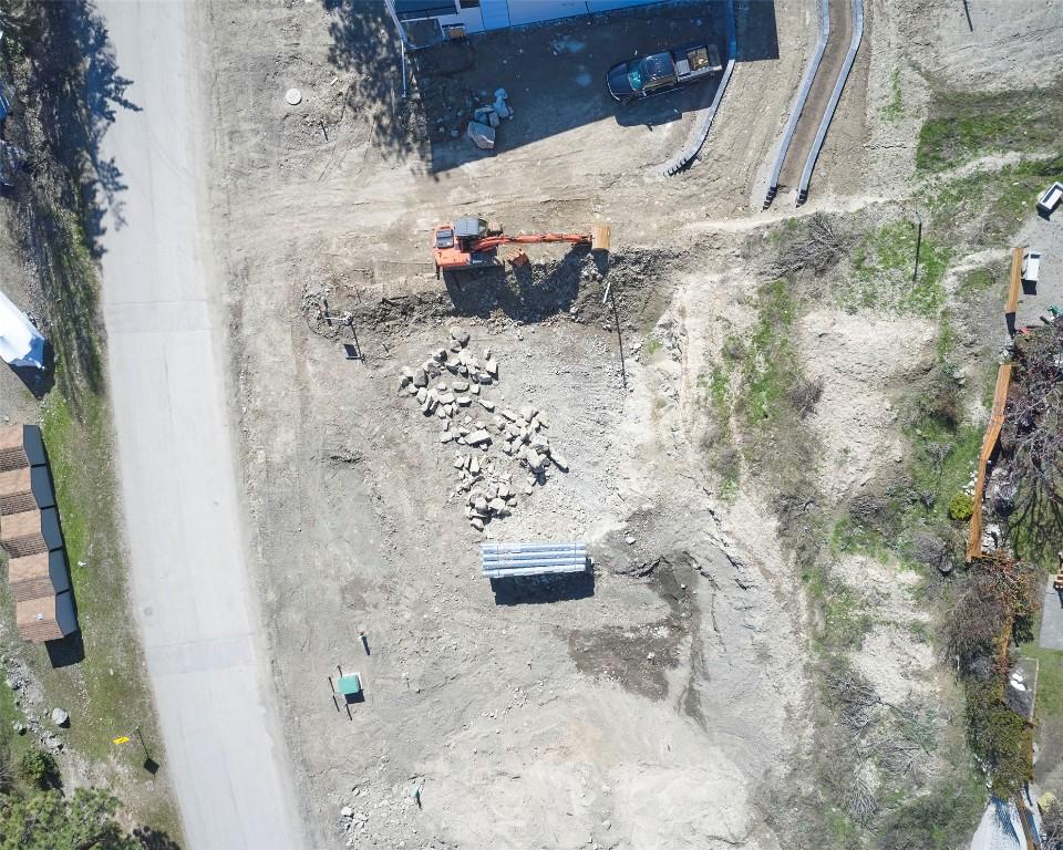 8805 Adventure Bay Road, Vernon, BC - Outdoor