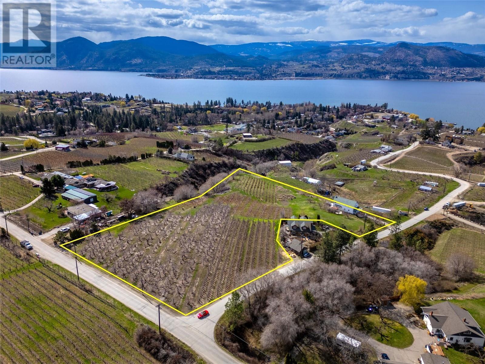 950 Boothe Road, Naramata, BC - Outdoor With Body Of Water With View
