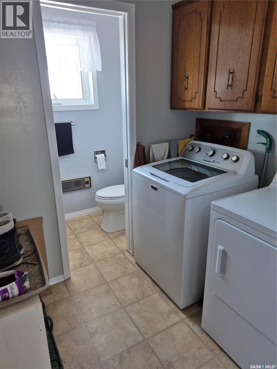 Gonsch Acreage, Longlaketon Rm No. 219, SK - Indoor Photo Showing Laundry Room