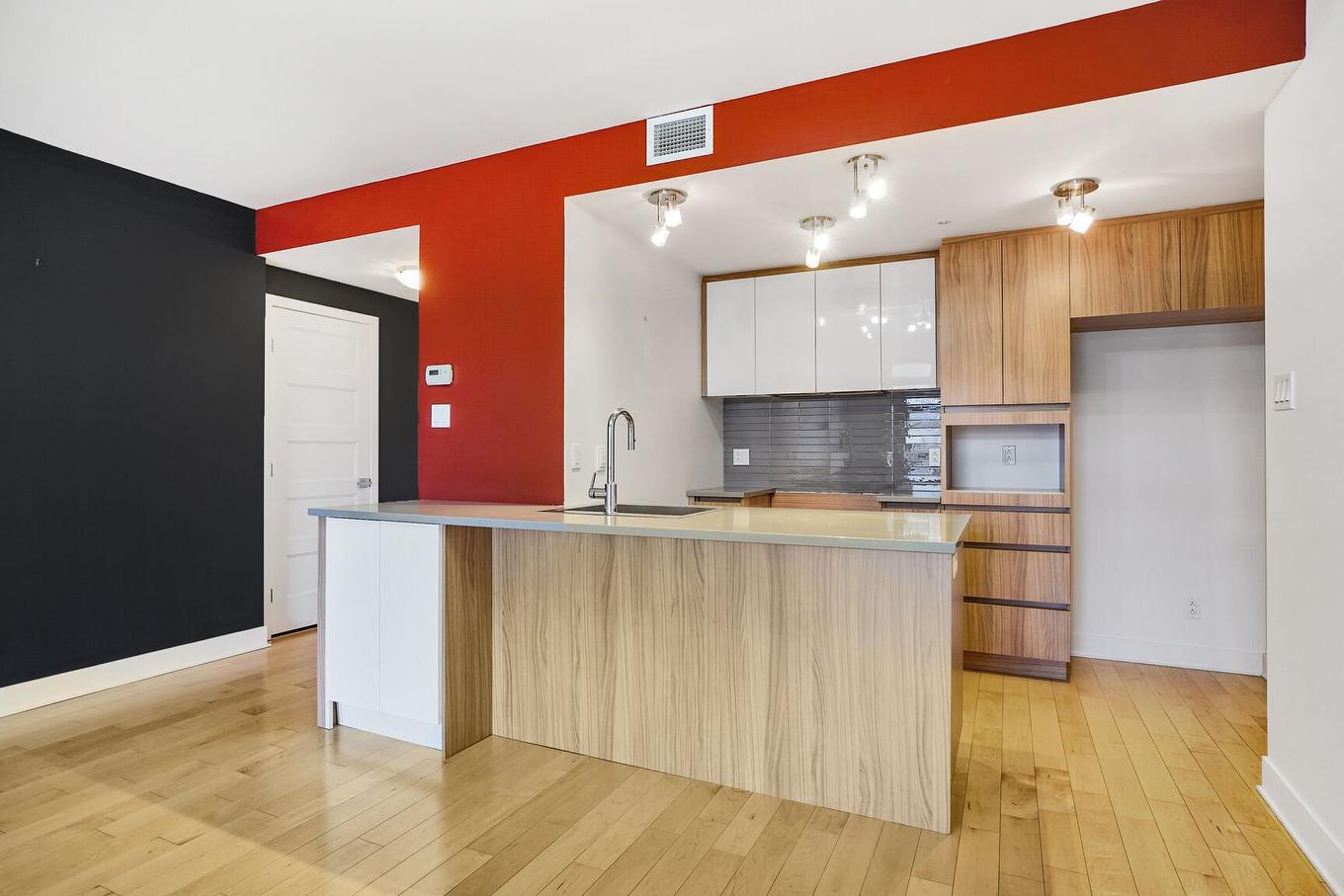 Kitchen - 216-2160 Av. Terry-Fox, Laval (Chomedey), QC - Indoor Photo Showing Kitchen