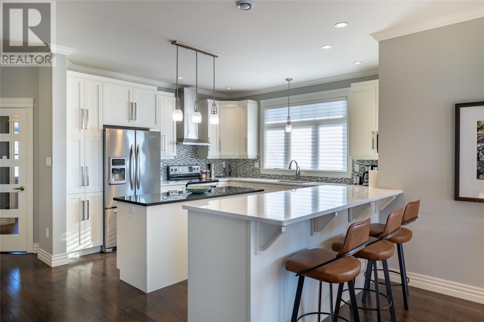 2 Commodore Place, Conception Bay South, NL - Indoor Photo Showing Kitchen With Upgraded Kitchen