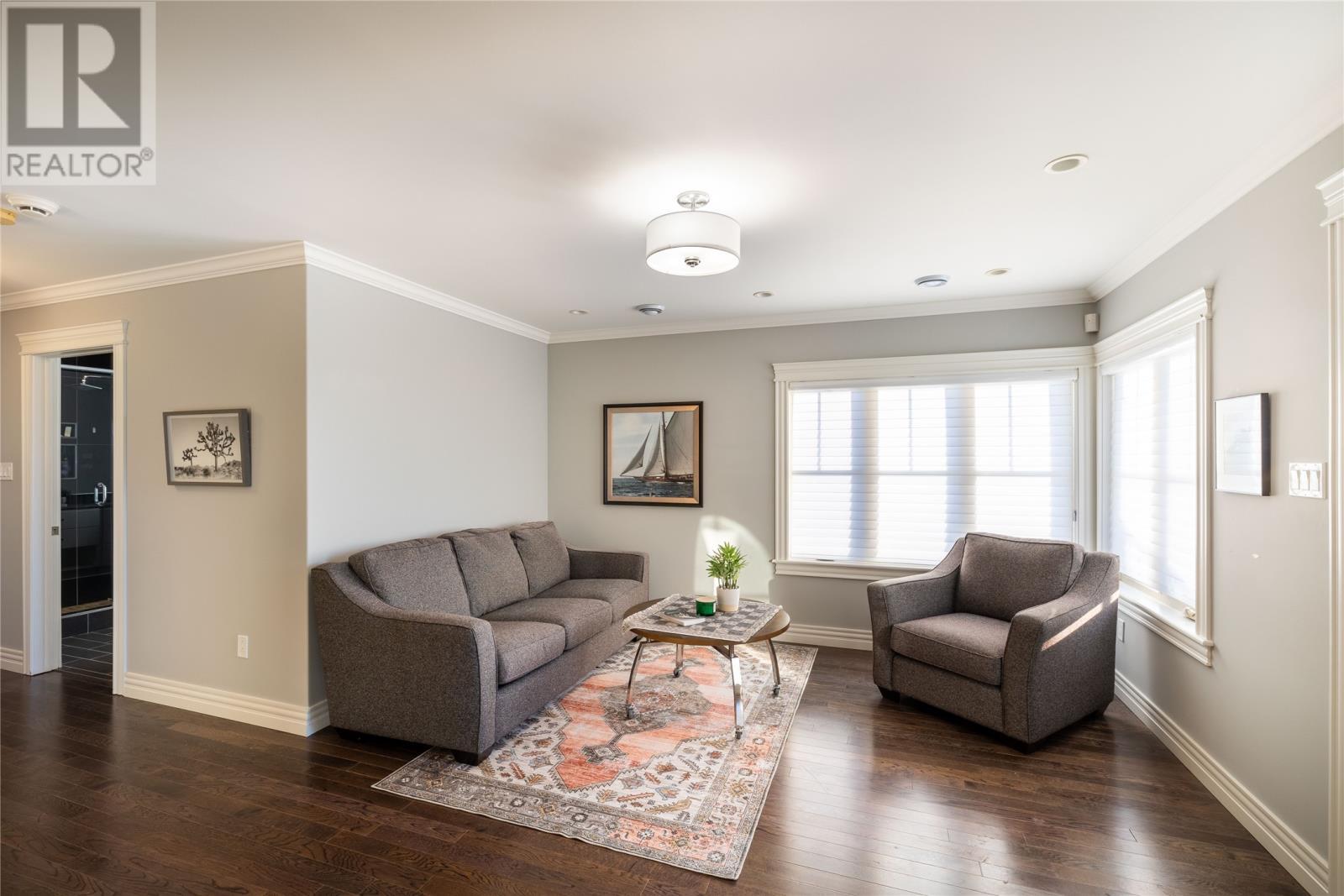 2 Commodore Place, Conception Bay South, NL - Indoor Photo Showing Living Room