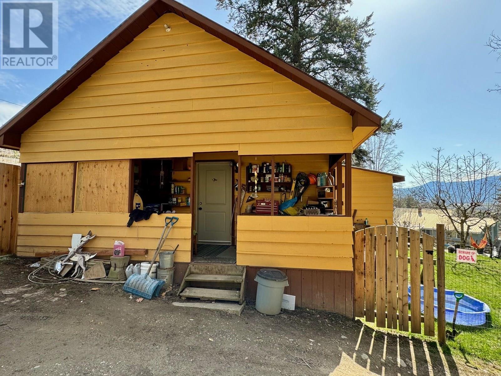 5128 Duck Creek Road, Wynndel, BC - Outdoor