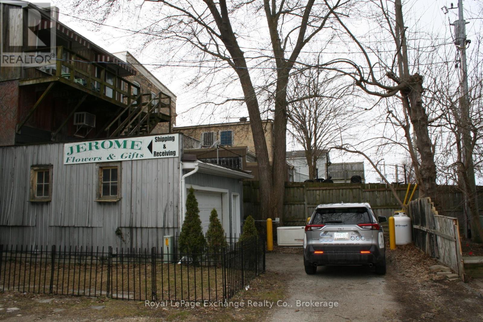 756 Queen W, Kincardine, ON