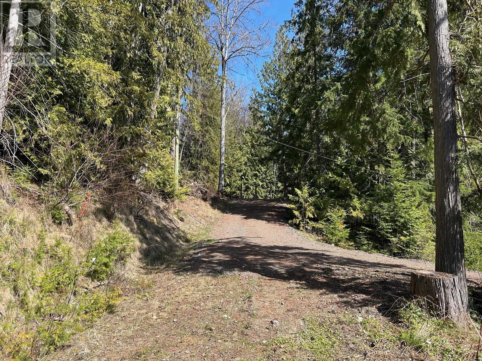 7416 3A Highway, Balfour, BC