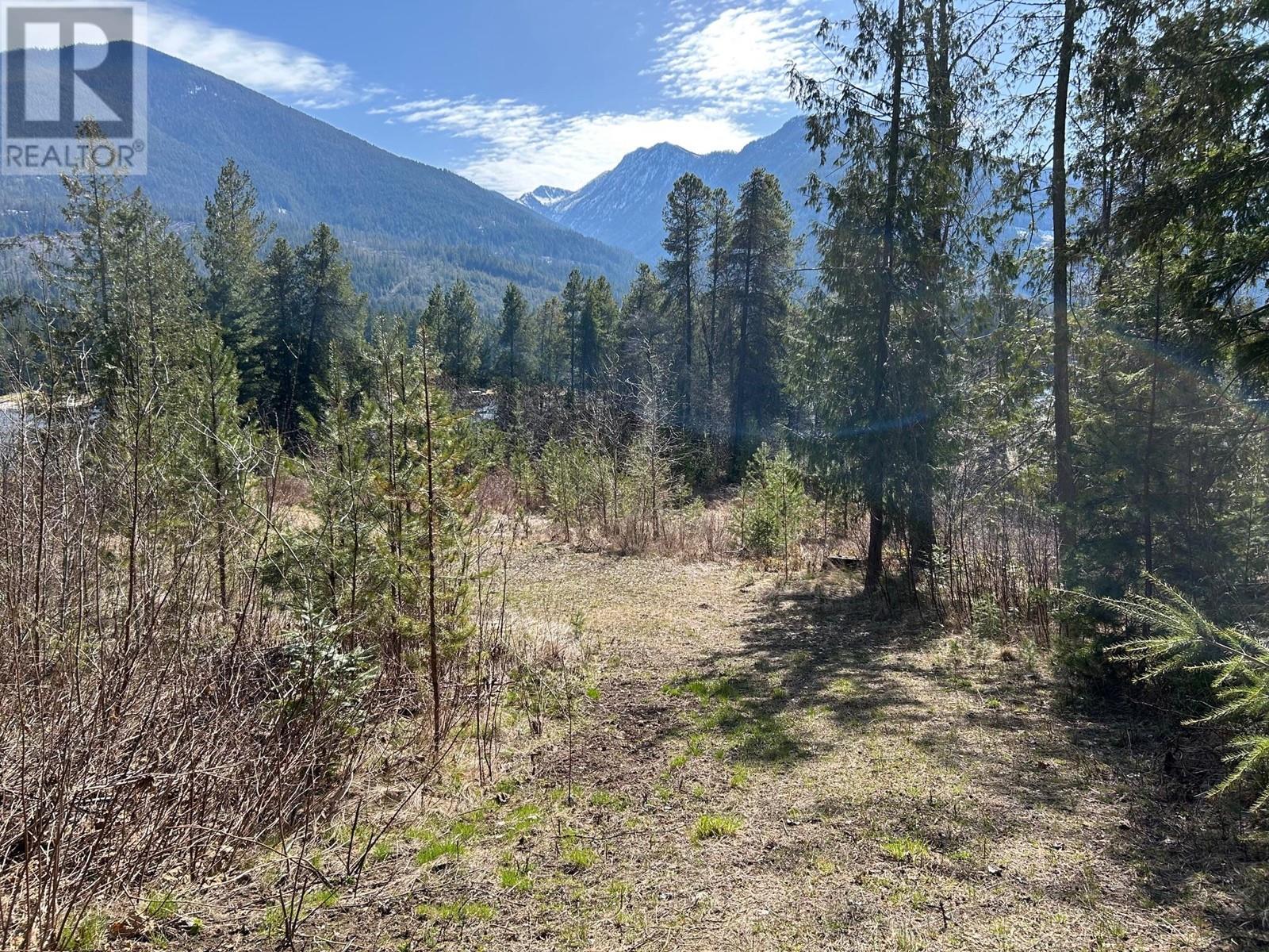 7416 3A Highway, Balfour, BC