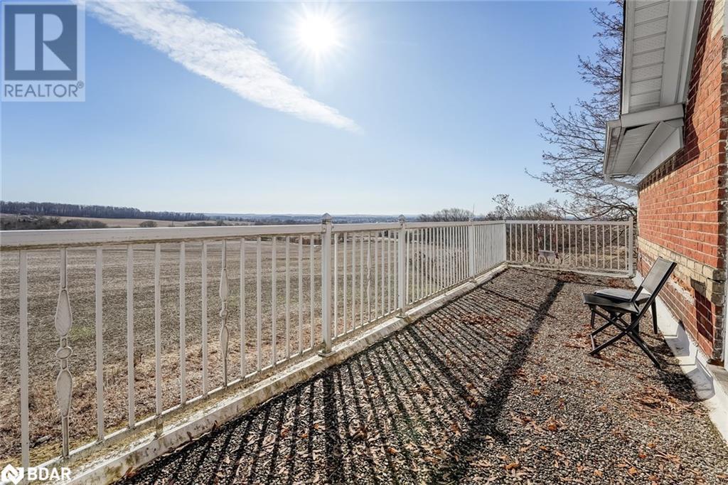 View of yard with fence - 7369 5Th Sideroad Side Road, Adjala-Tosorontio, ON