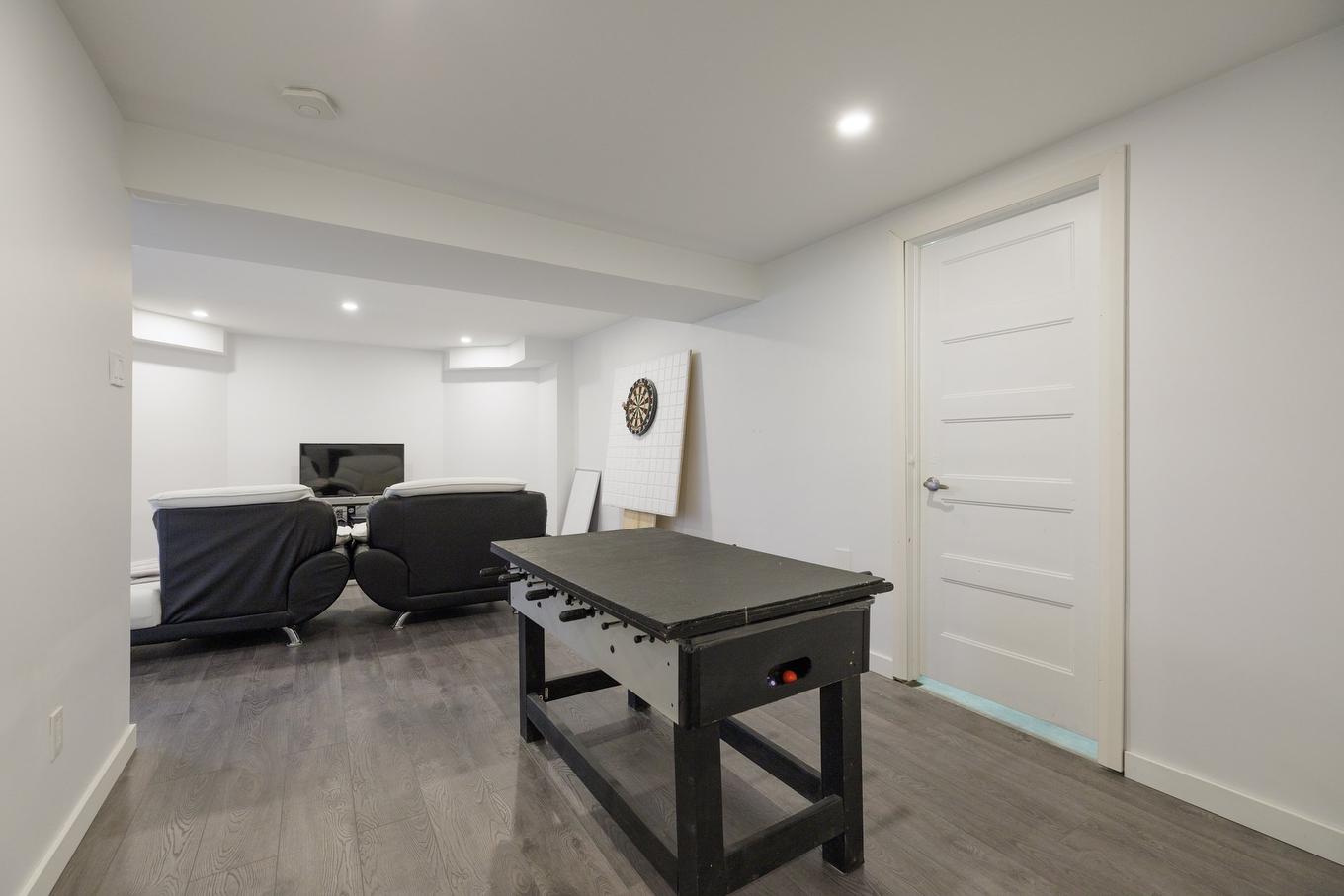 Salle de jeux - 706 Rue Des Châtaigniers, Pincourt, QC - Indoor Photo Showing Other Room