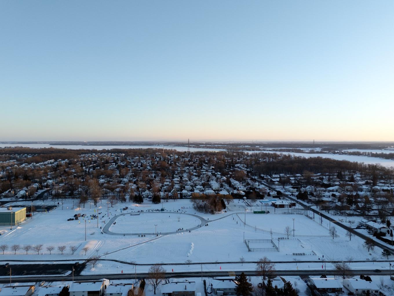 Photo aérienne - 706 Rue Des Châtaigniers, Pincourt, QC - Outdoor With View