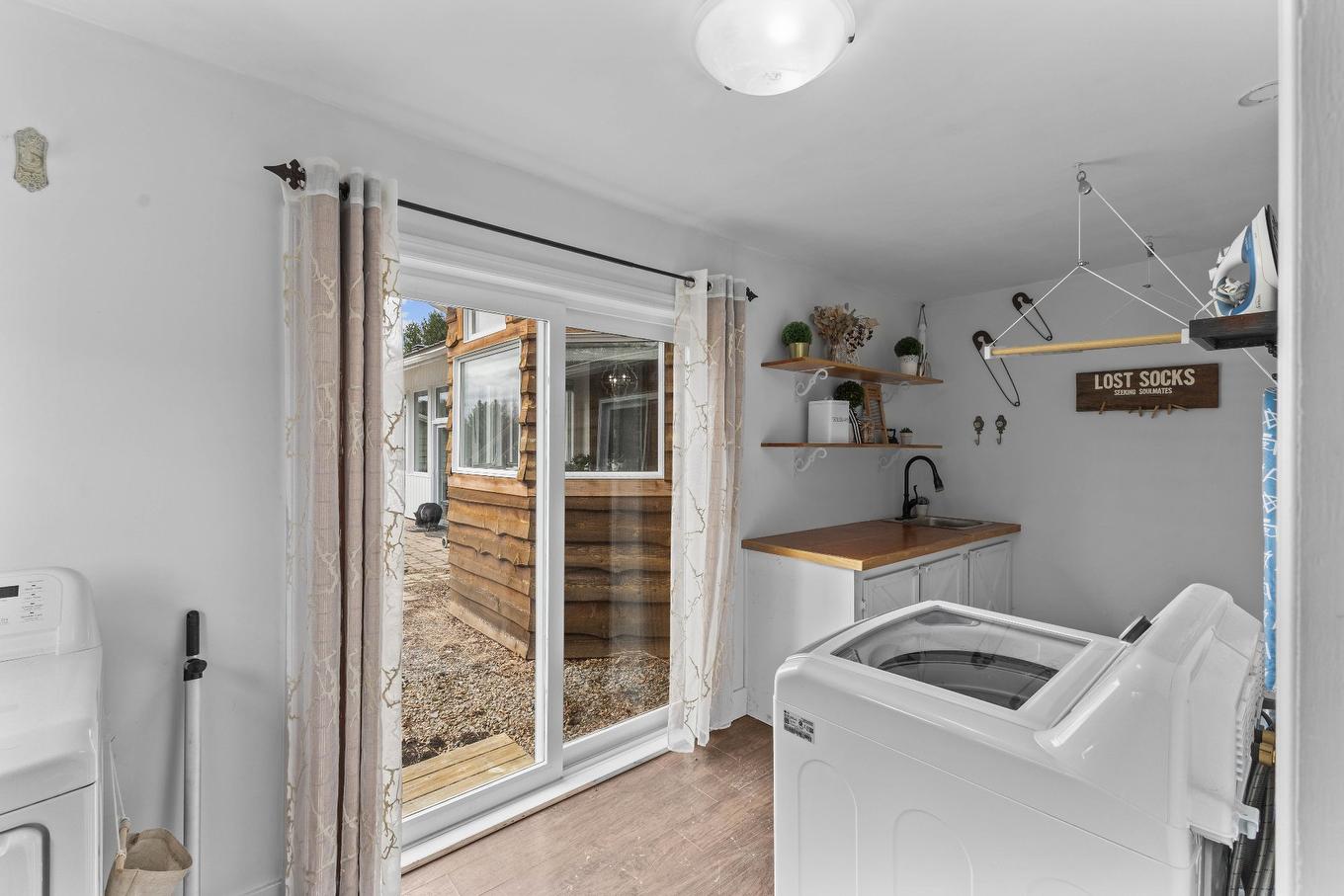 Salle de lavage - 696Z Route 202 E., Hemmingford - Canton, QC