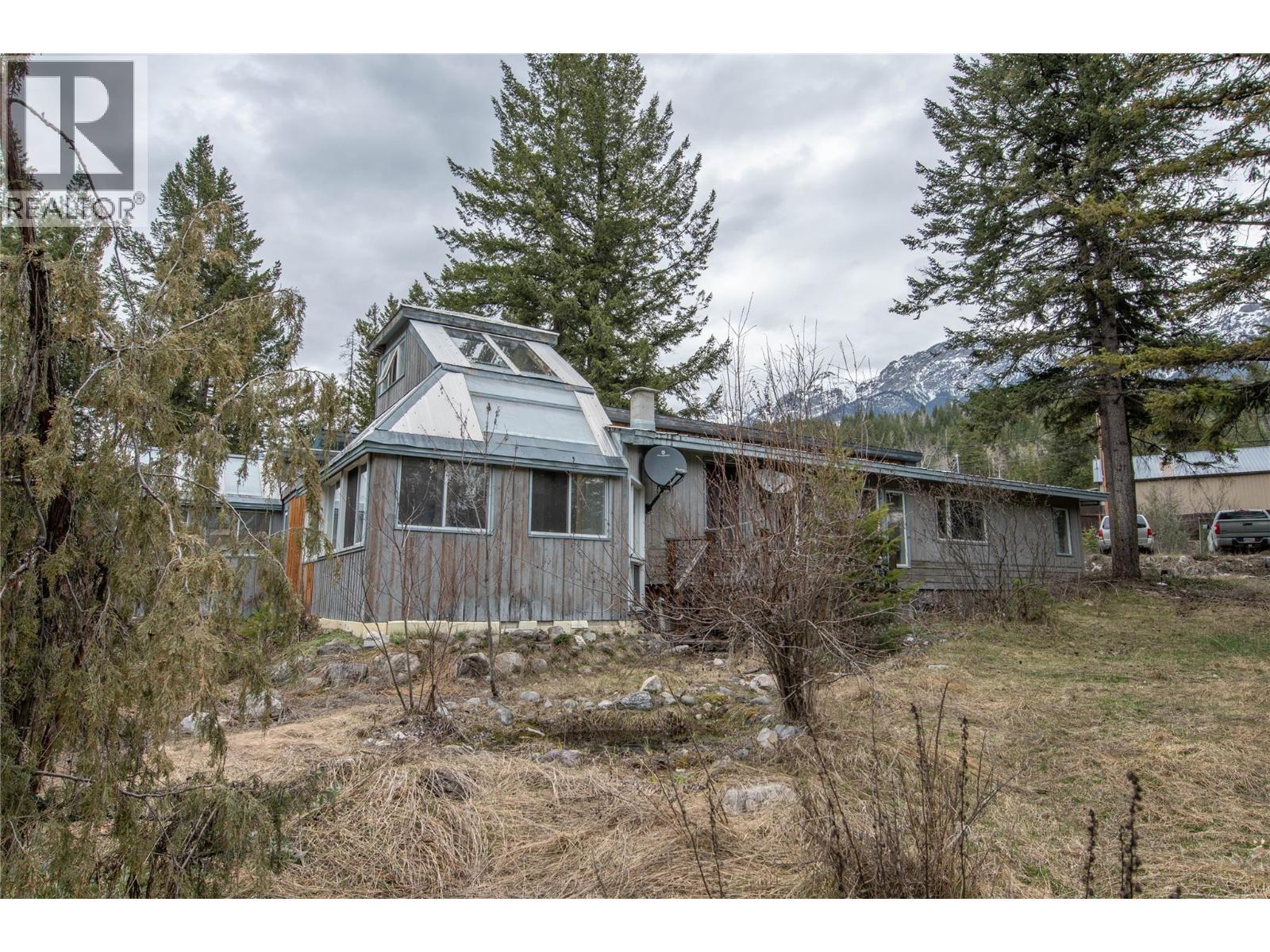 3082 Imler Road, Golden, BC