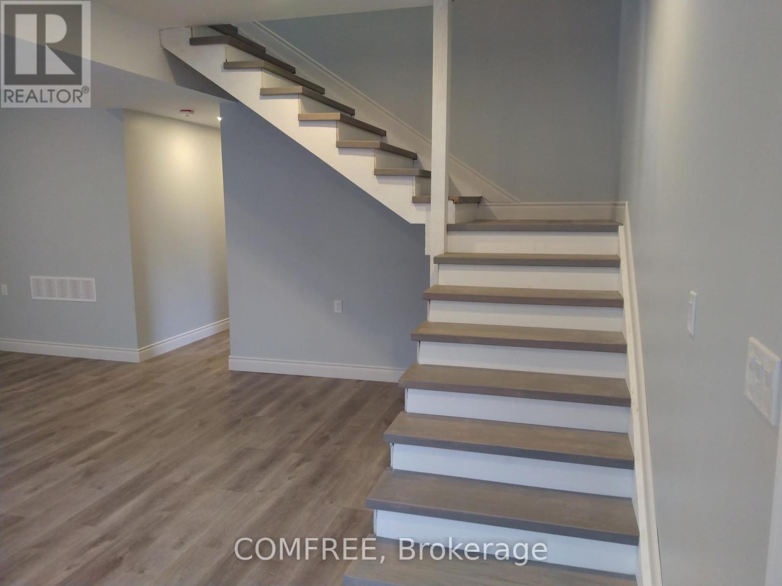 7177 Beach Drive, Ramara, ON - Indoor Photo Showing Other Room