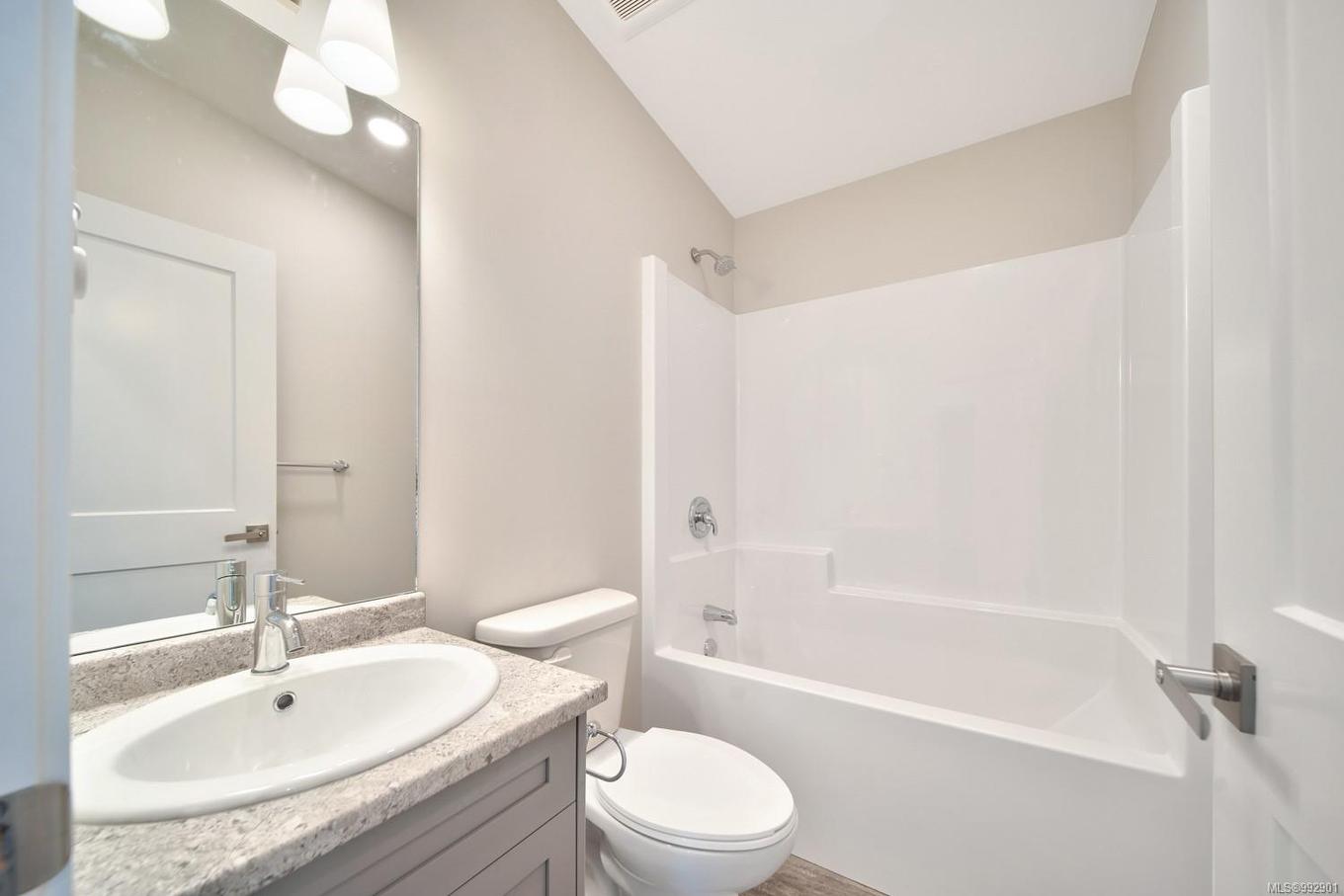 106-3499 Henry Rd, Chemainus, BC