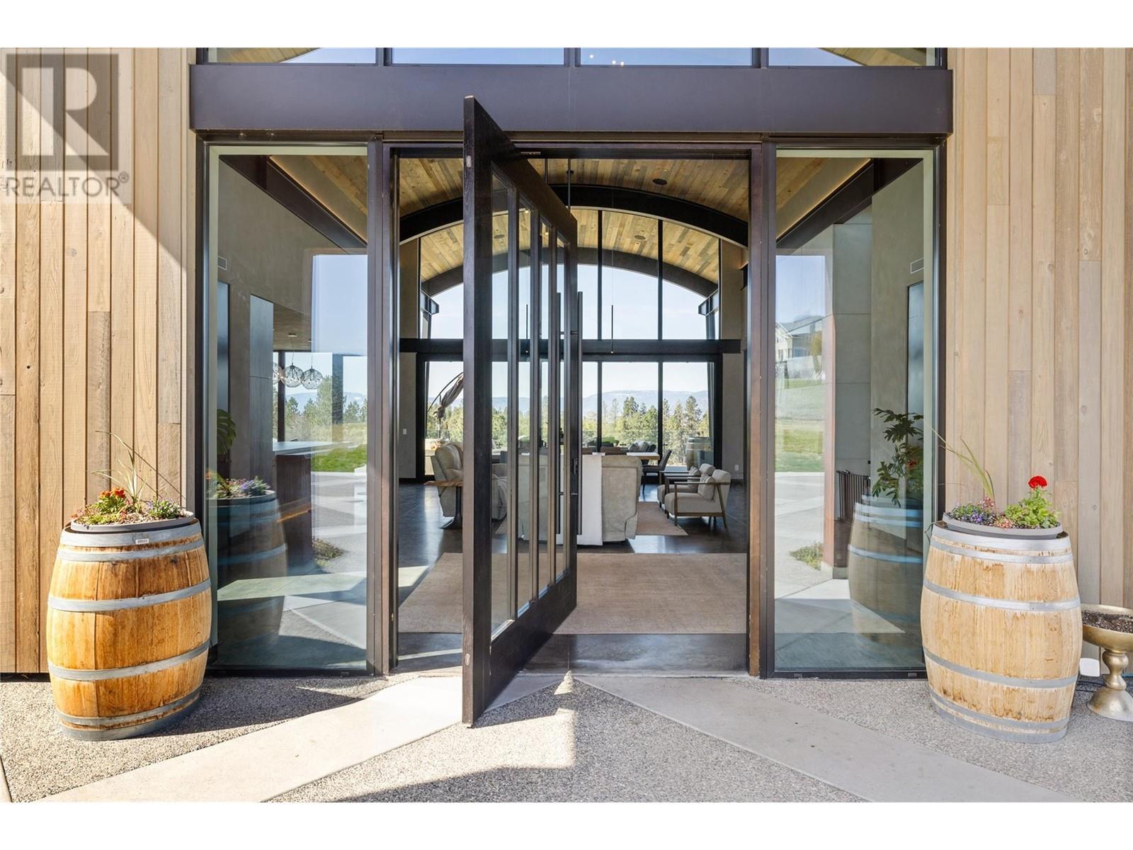 4275 Todd Road, Kelowna, BC - Outdoor With Exterior