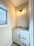 2pc Powder Room w/ Quartz -