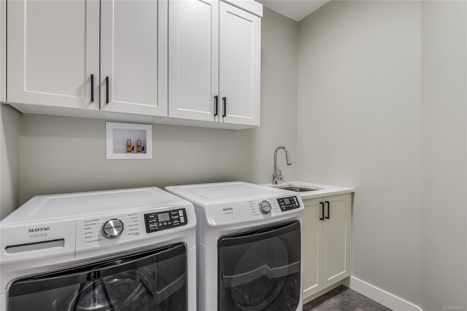 766 Sitka St, Campbell River, BC