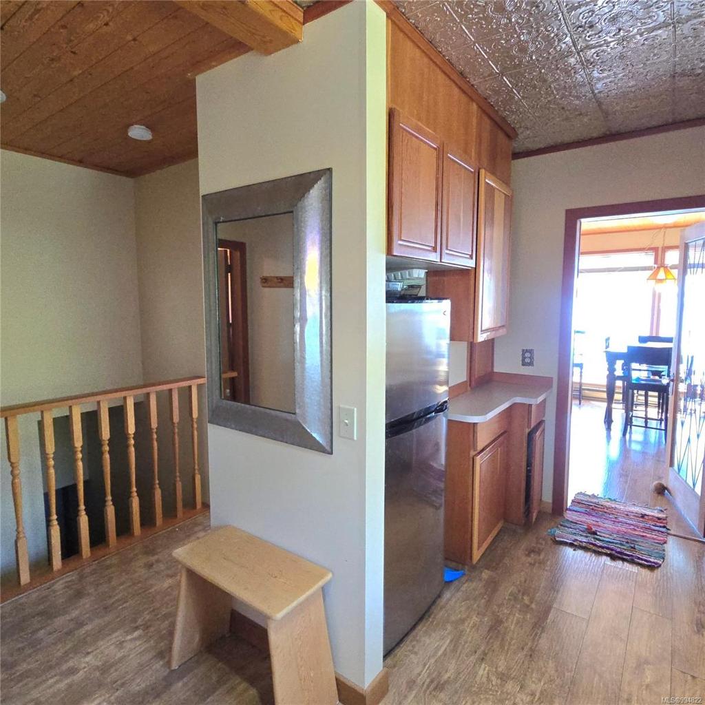 220 1St St, Sointula, BC