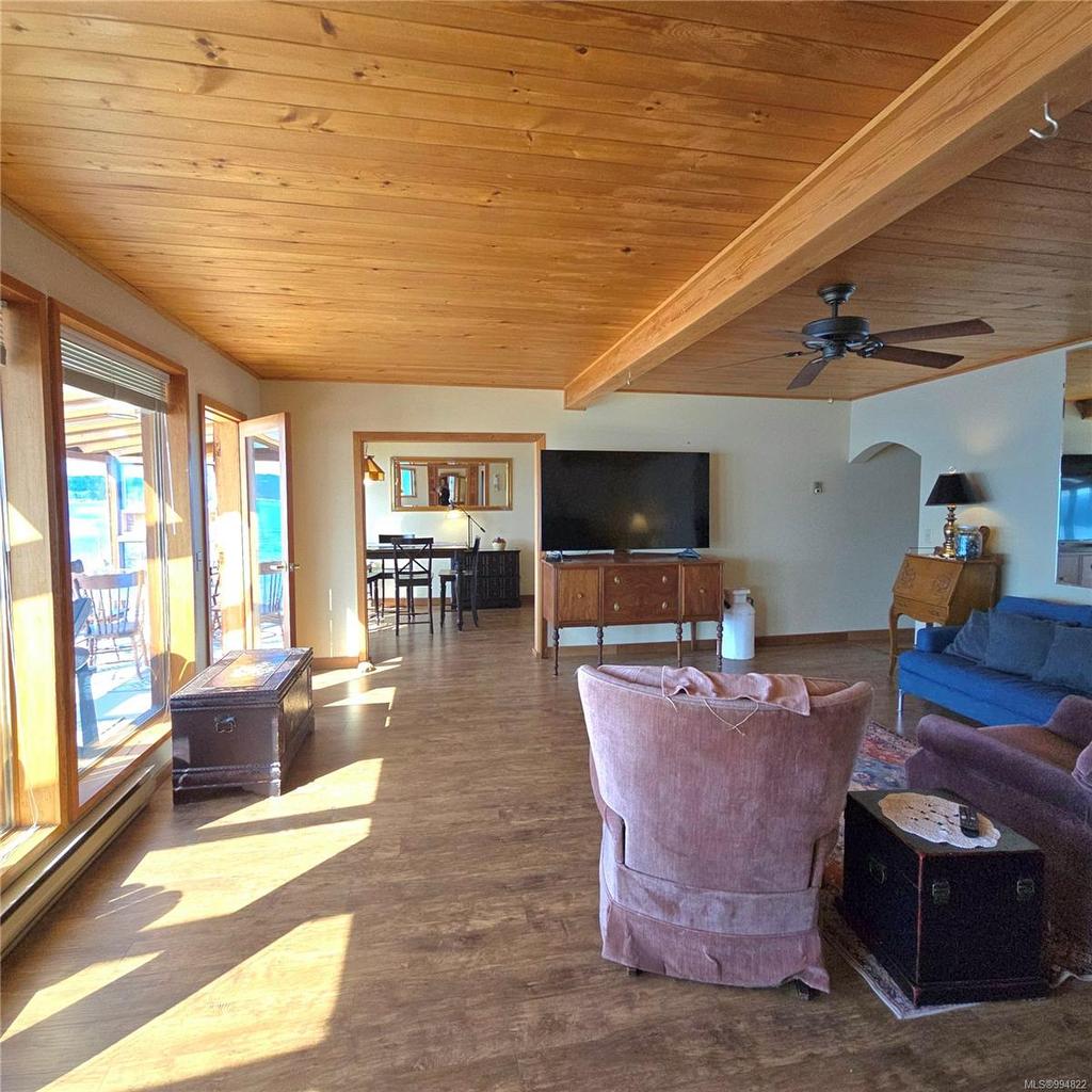 220 1St St, Sointula, BC