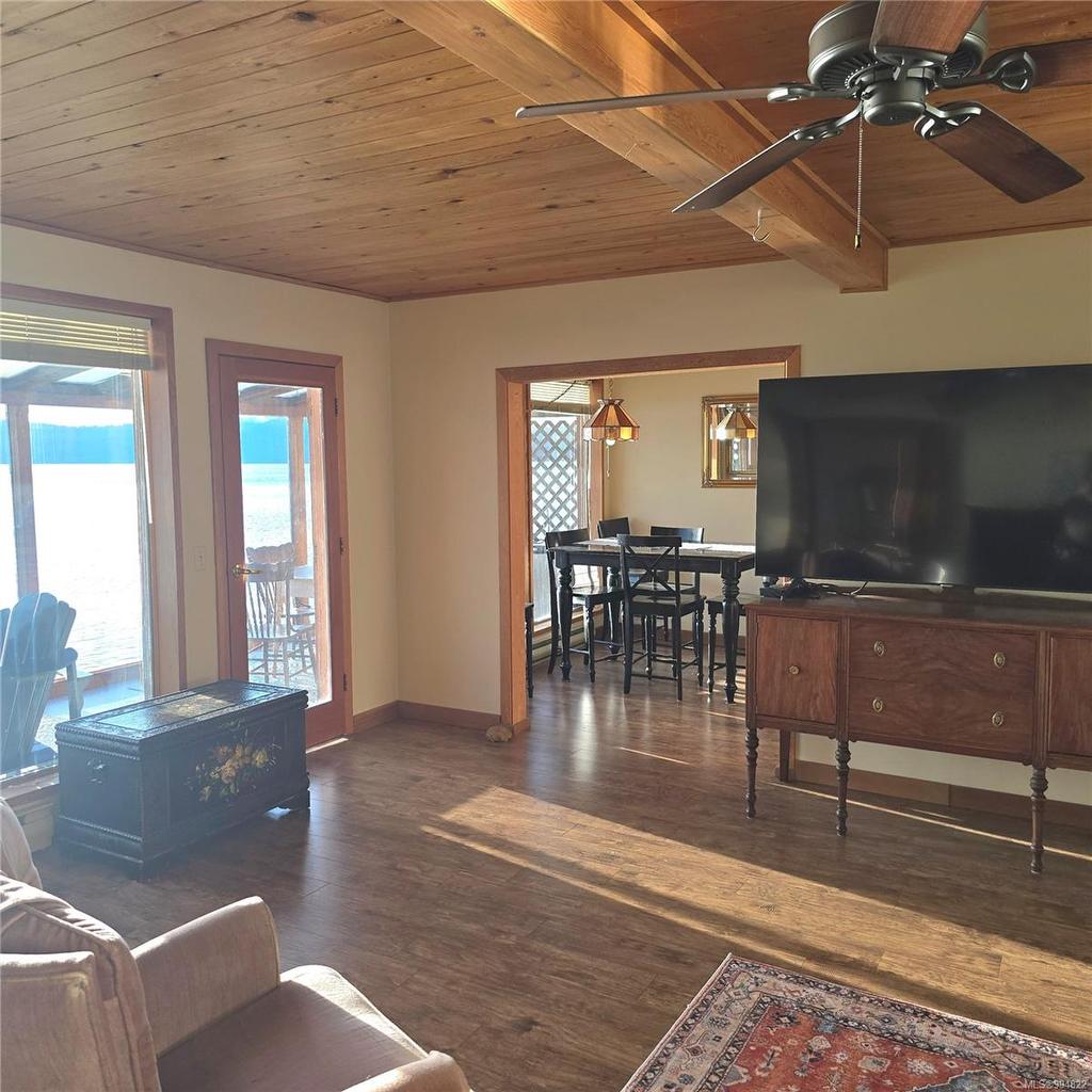 220 1St St, Sointula, BC